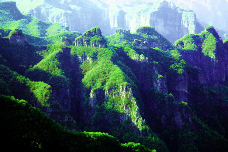 翠色王莽岭