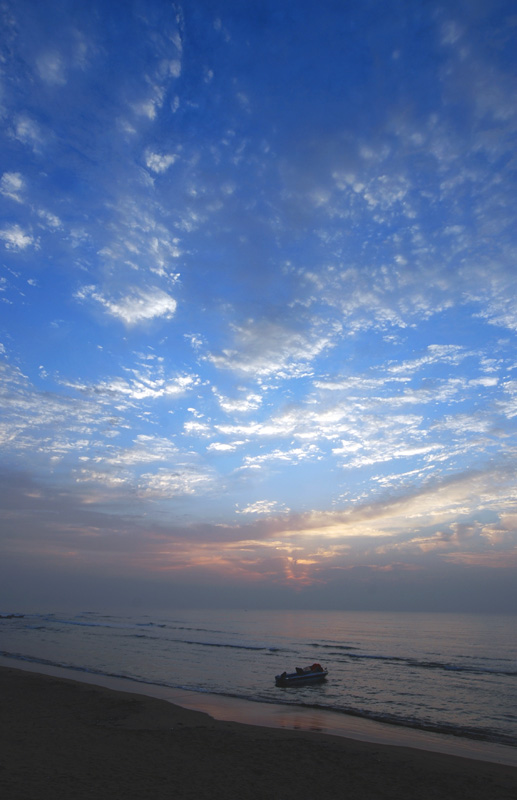 海上日出