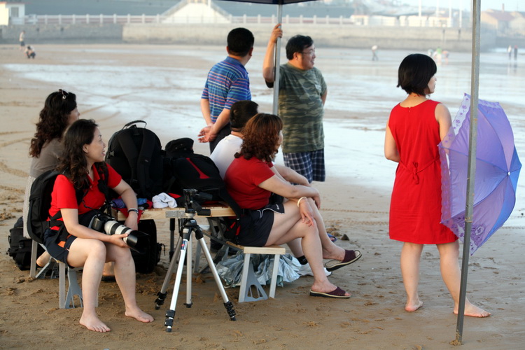 假日海滨日照欢乐行