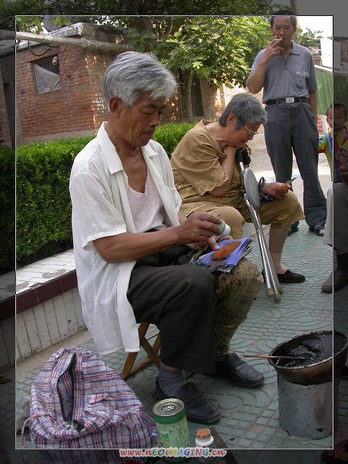 崔保堂师傅和他的崔氏膏药