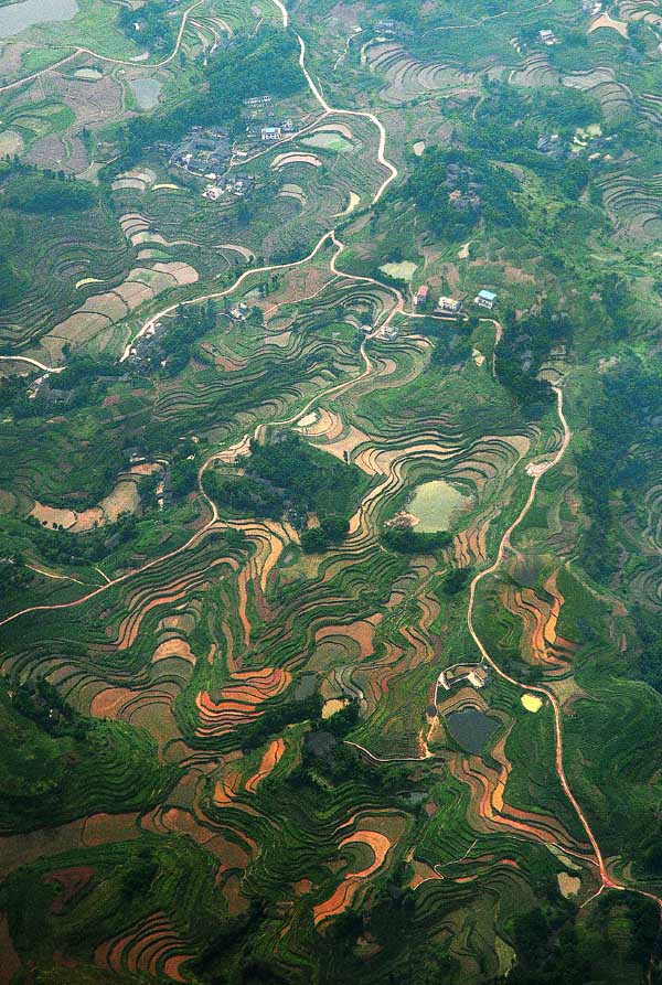 鸟瞰巴山蜀水
