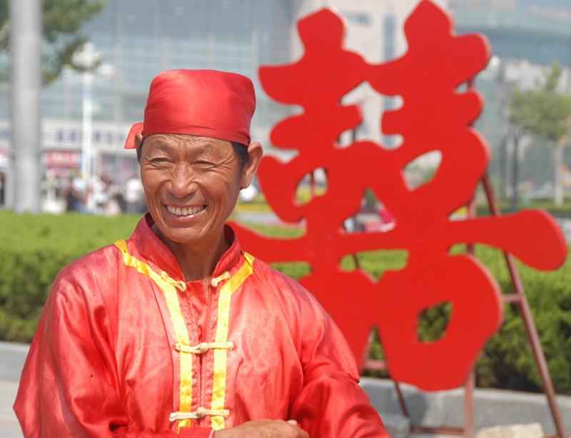 幸福抬轿工