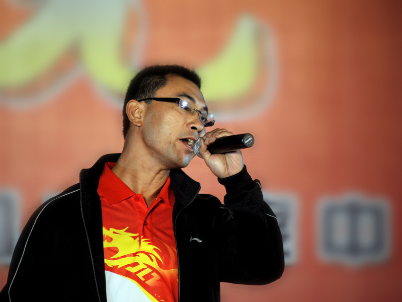 发几幅晚会近照