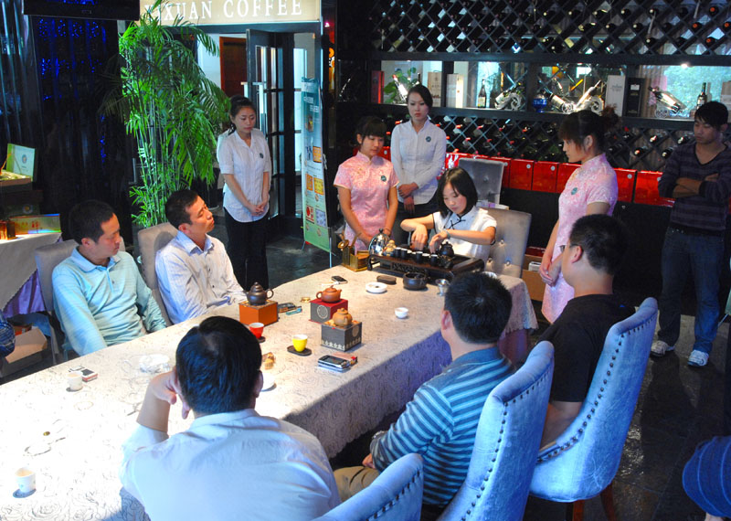 拍《君逸商务酒店》品茶会