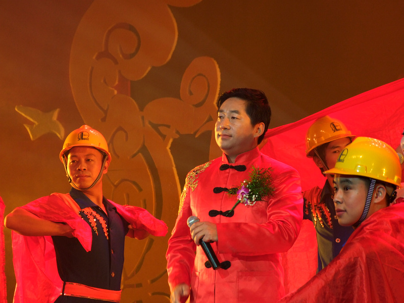 [原创]用数码相机拍《国庆60周年职工文艺汇演》