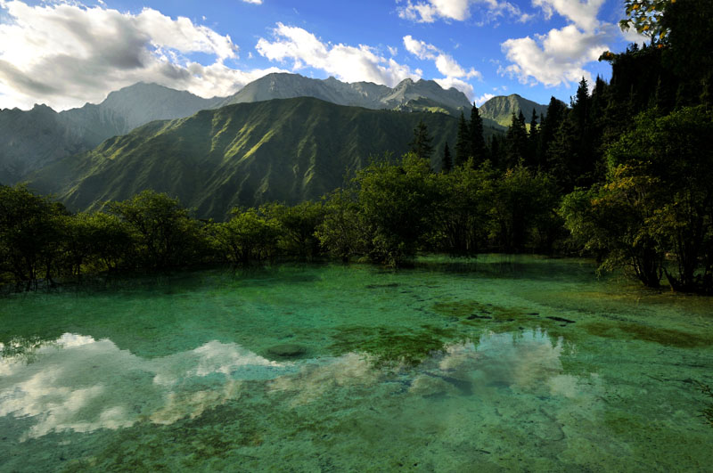 九寨山水