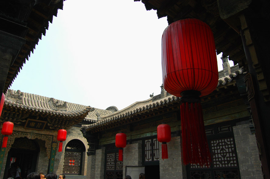 红灯高挂乔家院