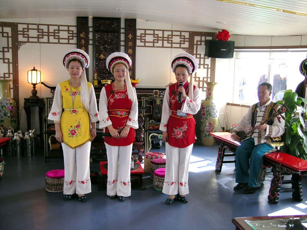 最叹民族古风妙（云南采风之一）