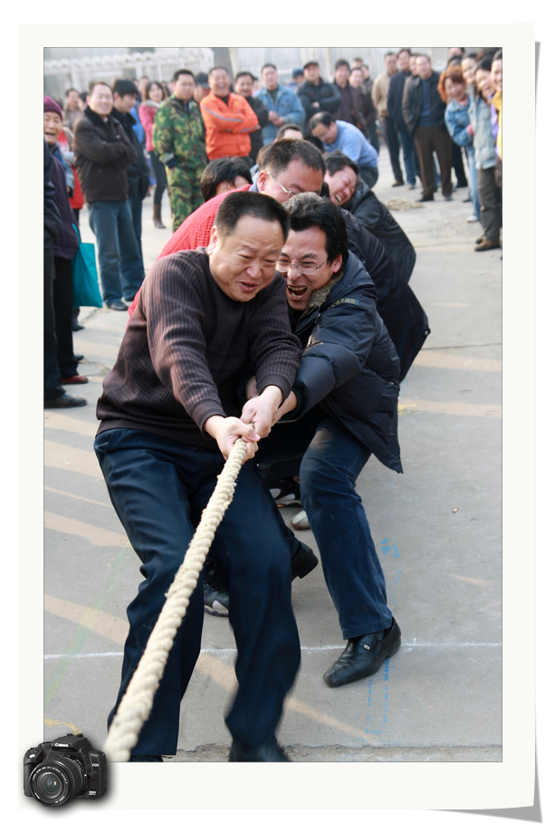 采油一厂迎新春促上产拔河比赛