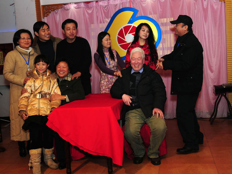 一个馒头引发的劫案------2010年元旦晚会花絮