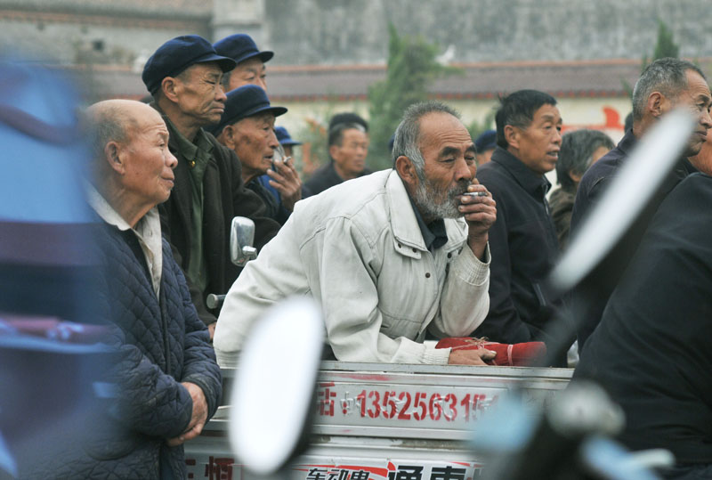 走自己的路，让别人说去吧！