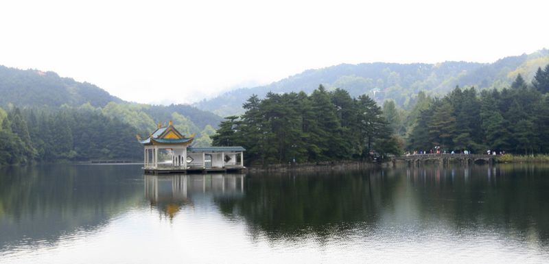 庐山如琴湖