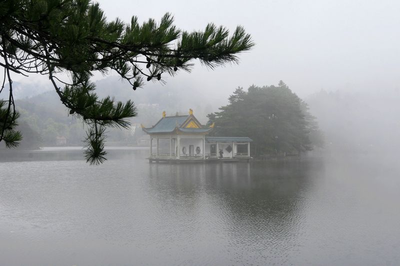 庐山如琴湖