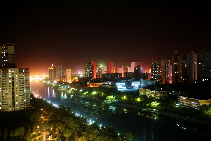 库尔勒夜色2