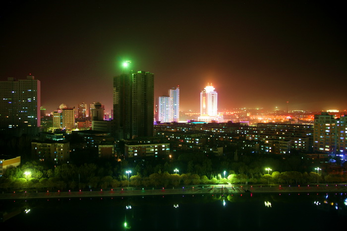 库尔勒夜色2