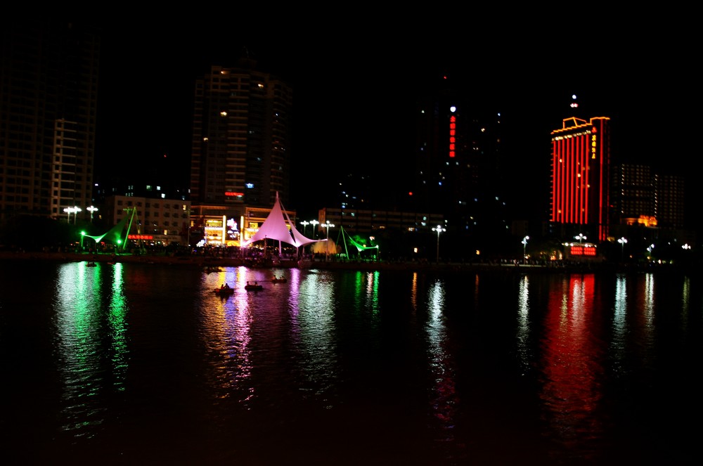 库尔勒夜色2