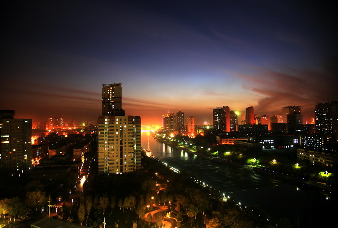 库尔勒夜色2