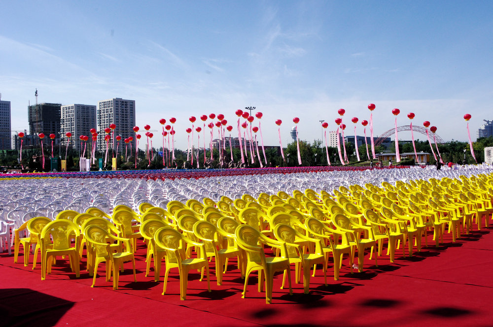 宁夏银川中阿会谈，2010年9月27日中阿（阿拉伯国家）合作会谈在银川举行。