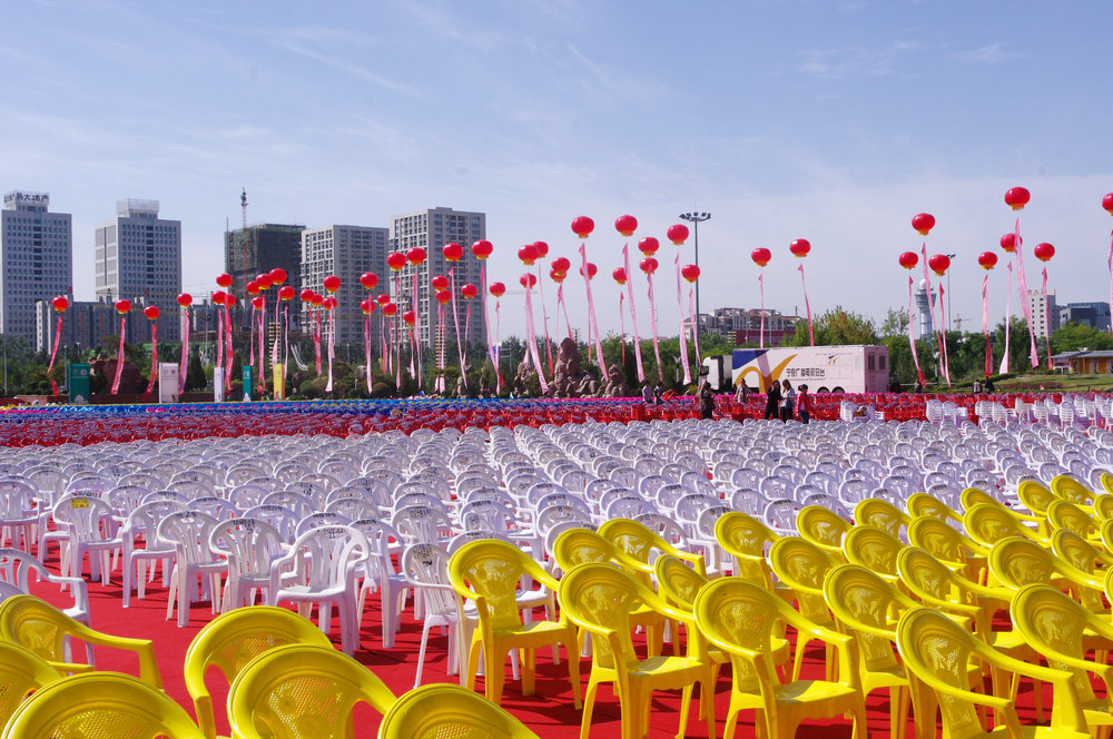 宁夏银川中阿会谈，2010年9月27日中阿（阿拉伯国家）合作会谈在银川举行。