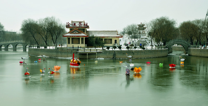 油城飘瑞雪金虎兆丰年