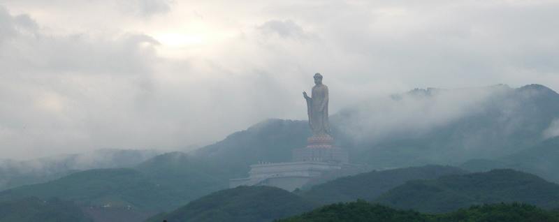 佛在天地