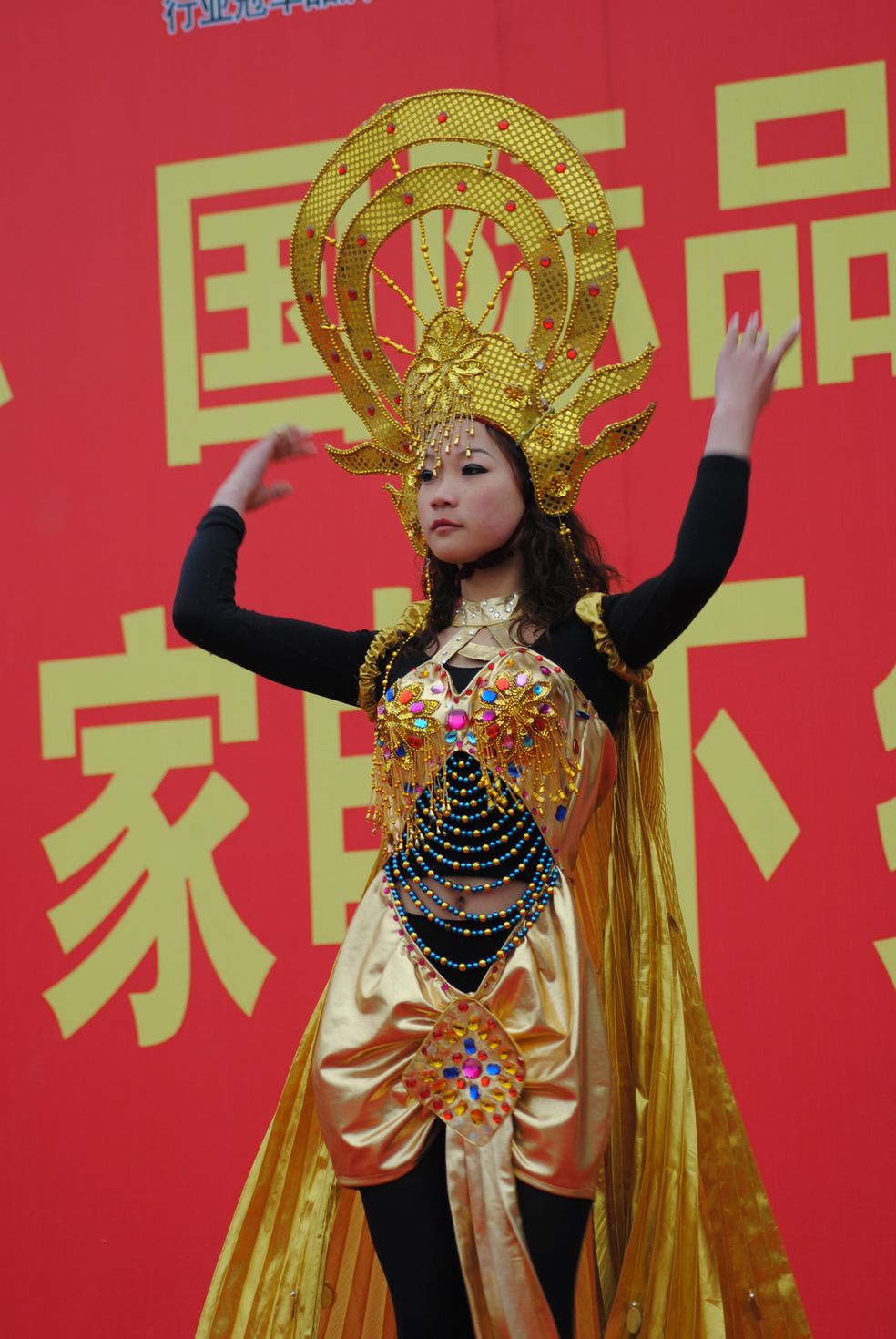 台上台下    看看照片有什么病