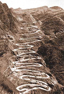 历史的弯道"－史迪威公路"二十四道拐"