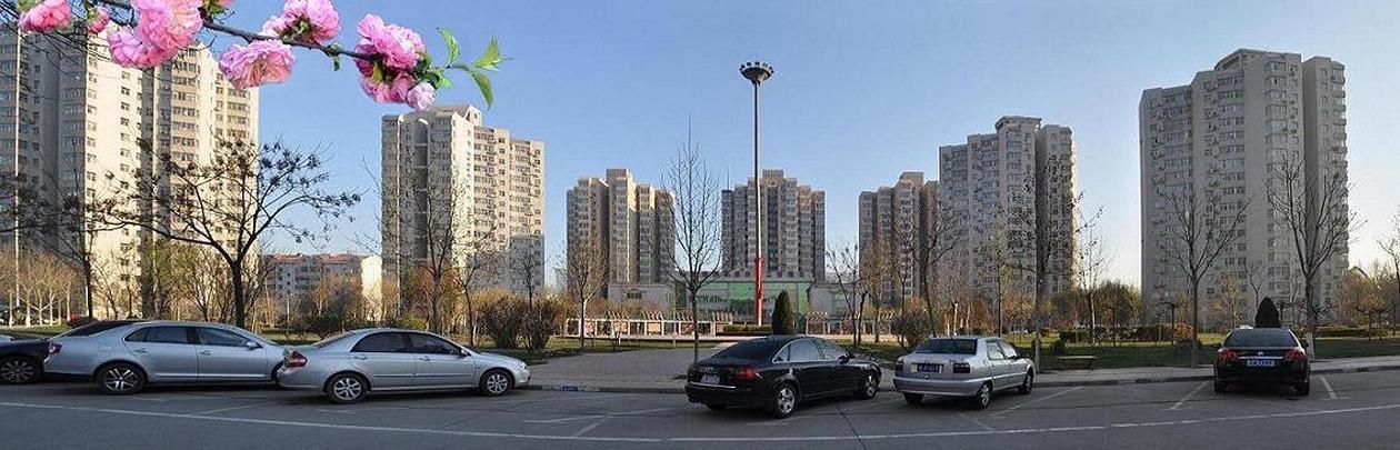 石油管道一生活小区