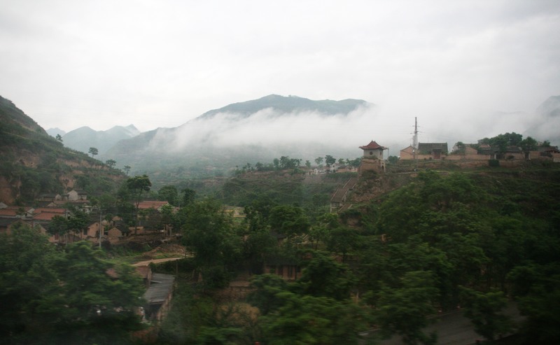 翻过秦岭
