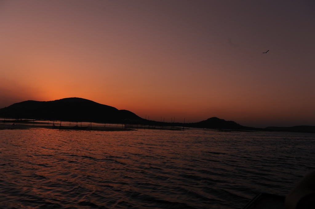 银山湖
