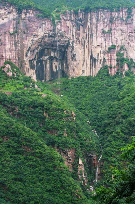 山泉