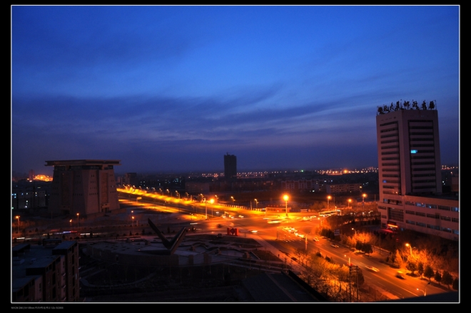 新华路夜景