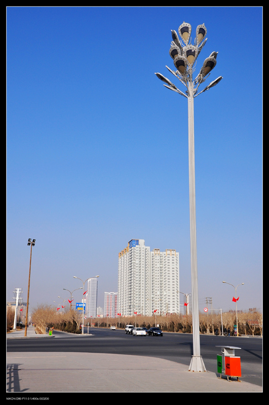 库尔勒杜鹃河畔