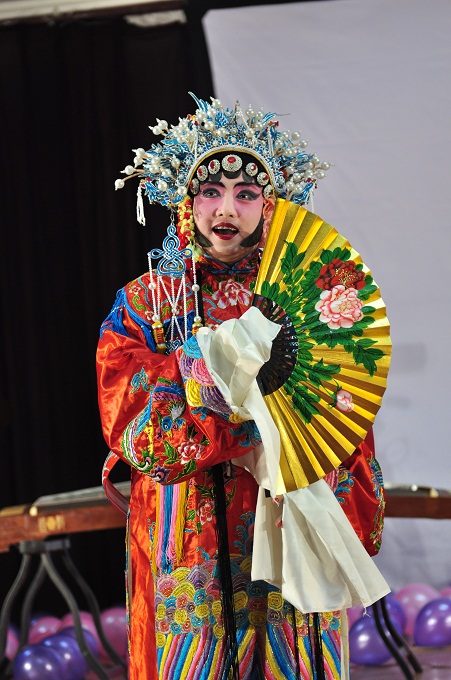 石油人摄影俱乐部2012年新年联欢会花絮汇贴