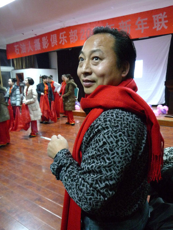 石油人摄影俱乐部2012年新年联欢会花絮汇贴