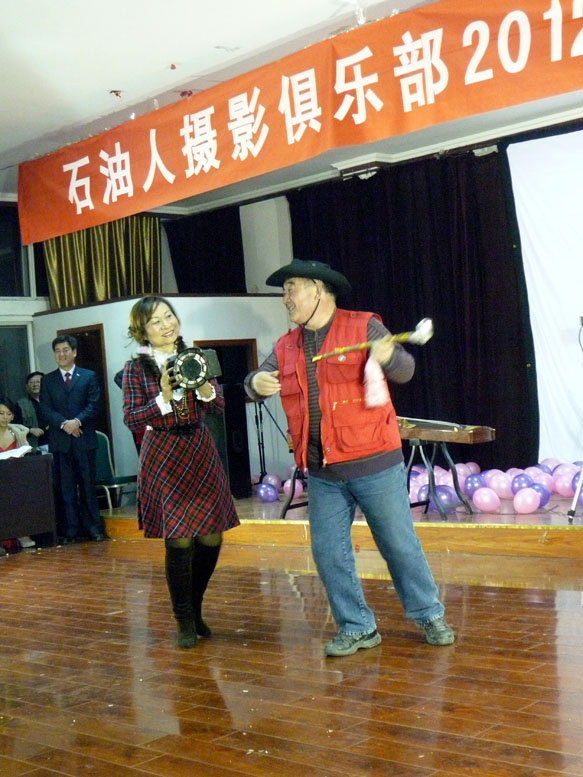 石油人摄影俱乐部2012年新年联欢会花絮汇贴