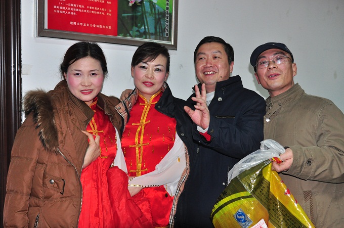 石油人摄影俱乐部2012年新年联欢会花絮汇贴