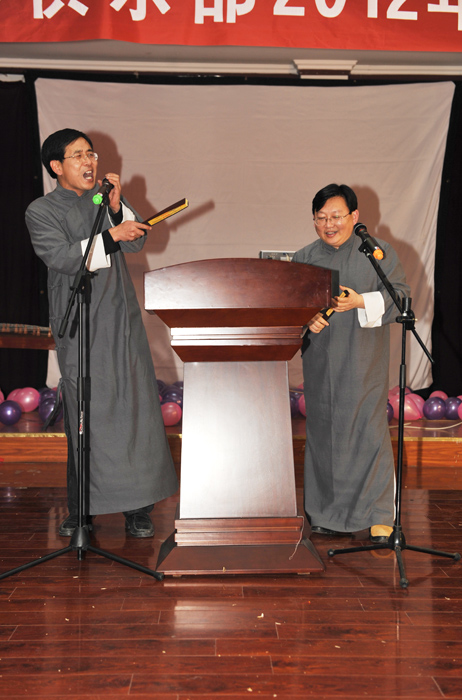 石油人摄影俱乐部2012年新年联欢会花絮汇贴