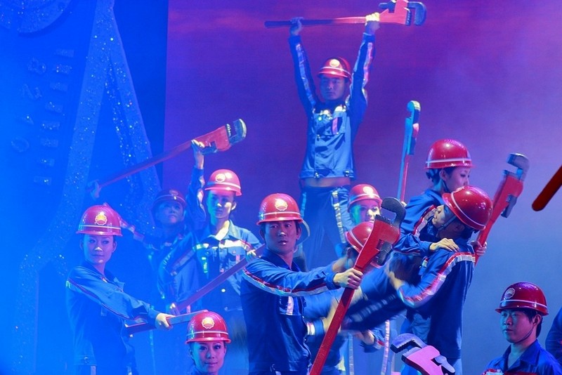 [原创]《壮志凌云》大型史诗歌舞剧