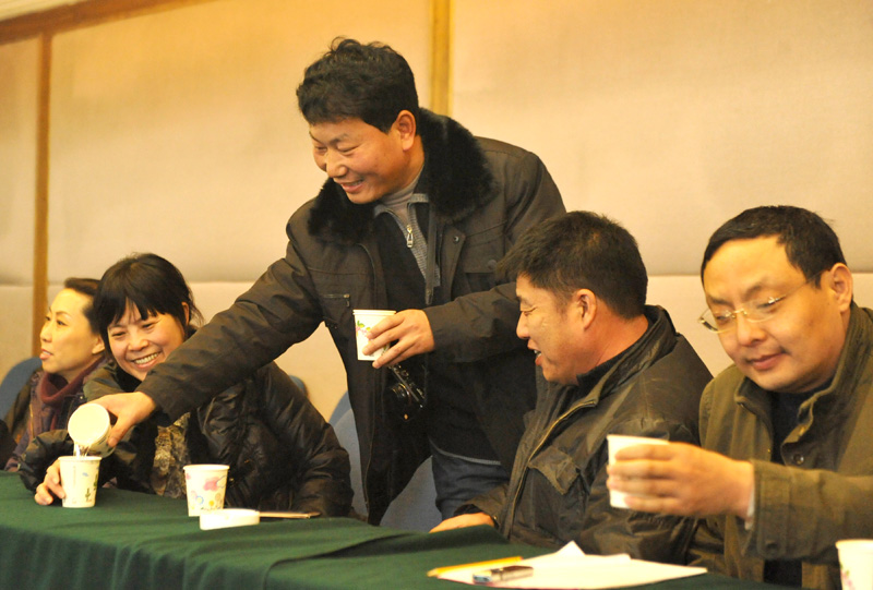 爆料——石油人摄影俱乐部2011年版主产生之内幕