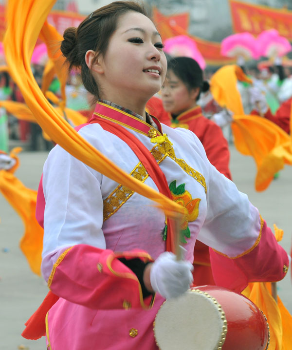 快乐和谐舞中原