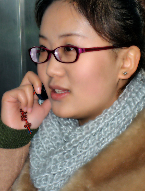 大一女生