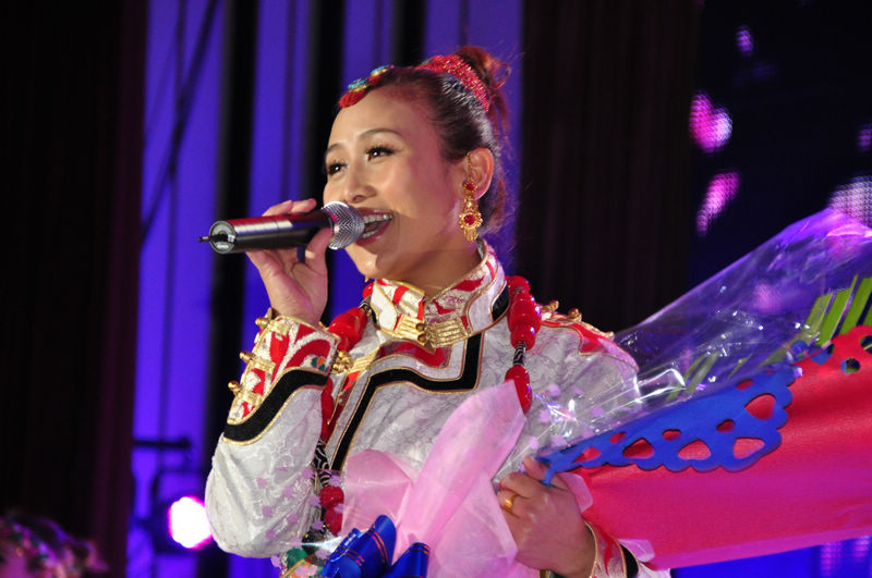 央金兰泽长庆陇东演出