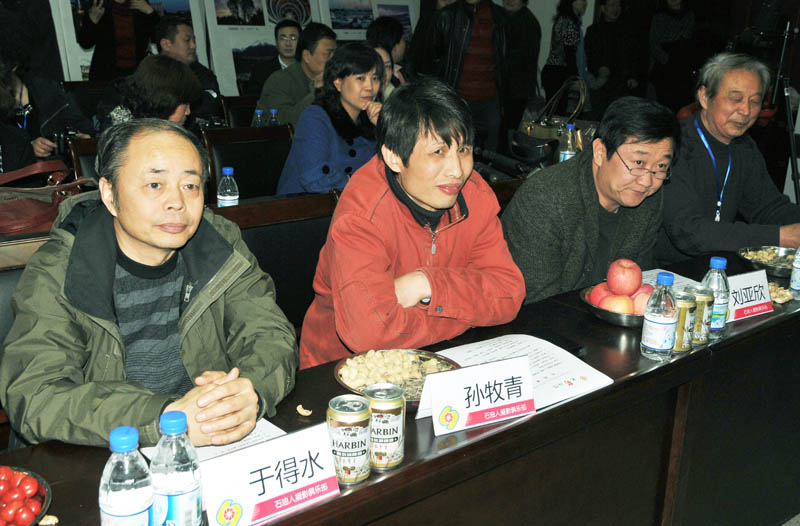 亲切关怀  巨大鼓舞