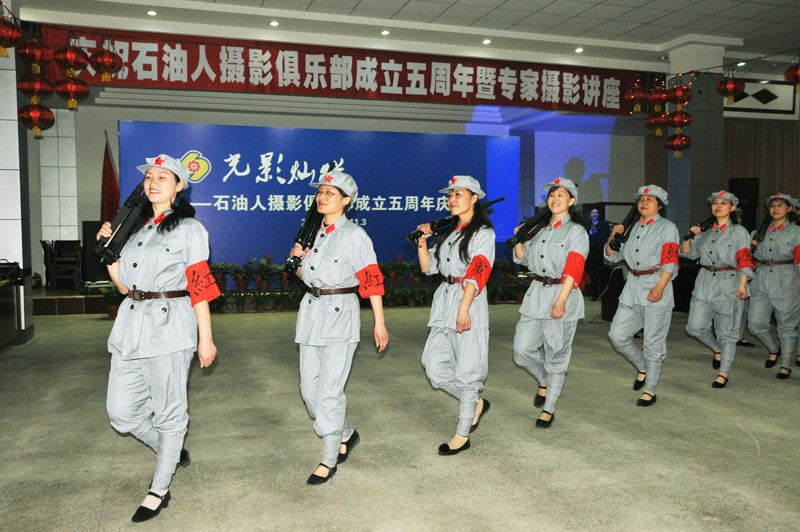 亲切关怀  巨大鼓舞