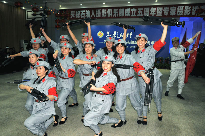 亲切关怀  巨大鼓舞