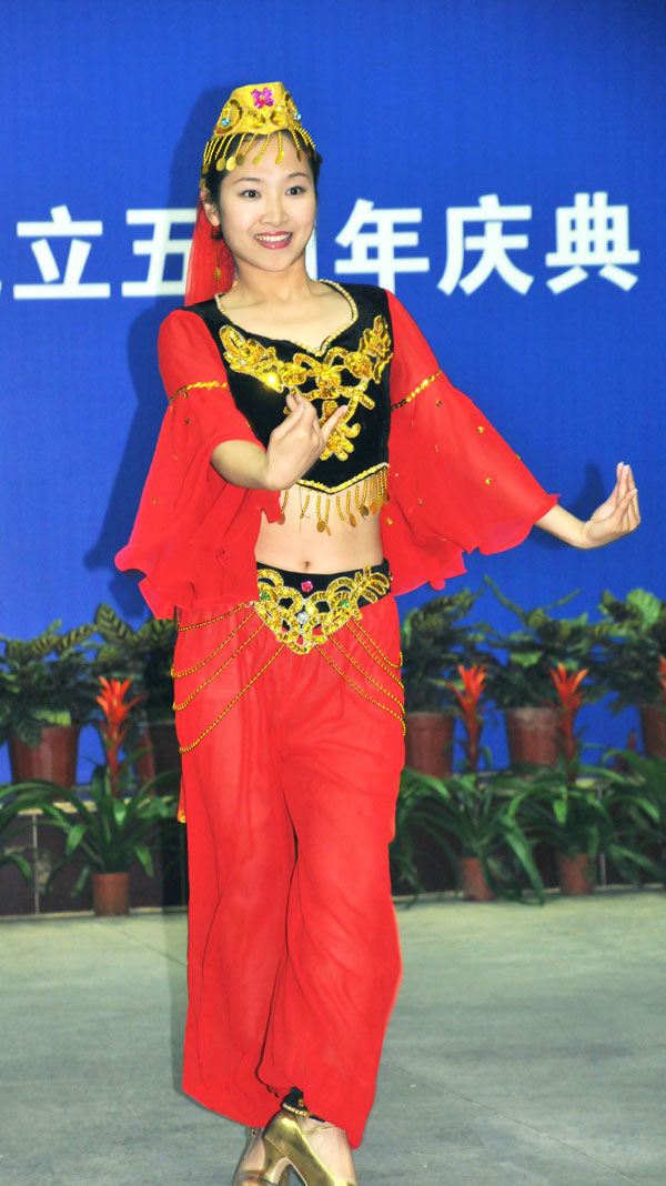 亲切关怀  巨大鼓舞