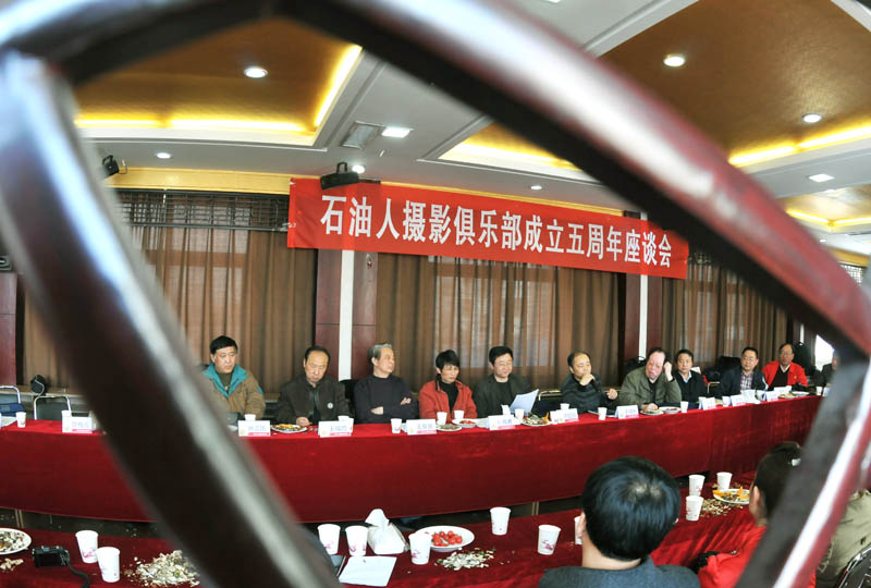 亲切关怀  巨大鼓舞