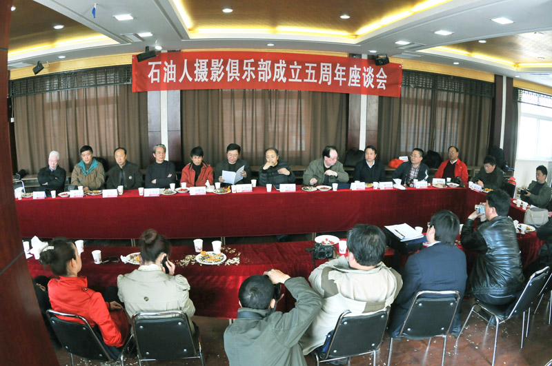 亲切关怀  巨大鼓舞