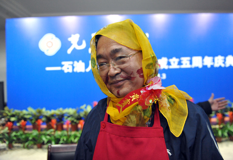 敢与春晚争高下   不向央视让寸分